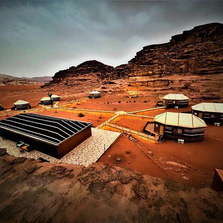 The Villas - Bedouin Boutique Resort Wadi Rum Exterior photo