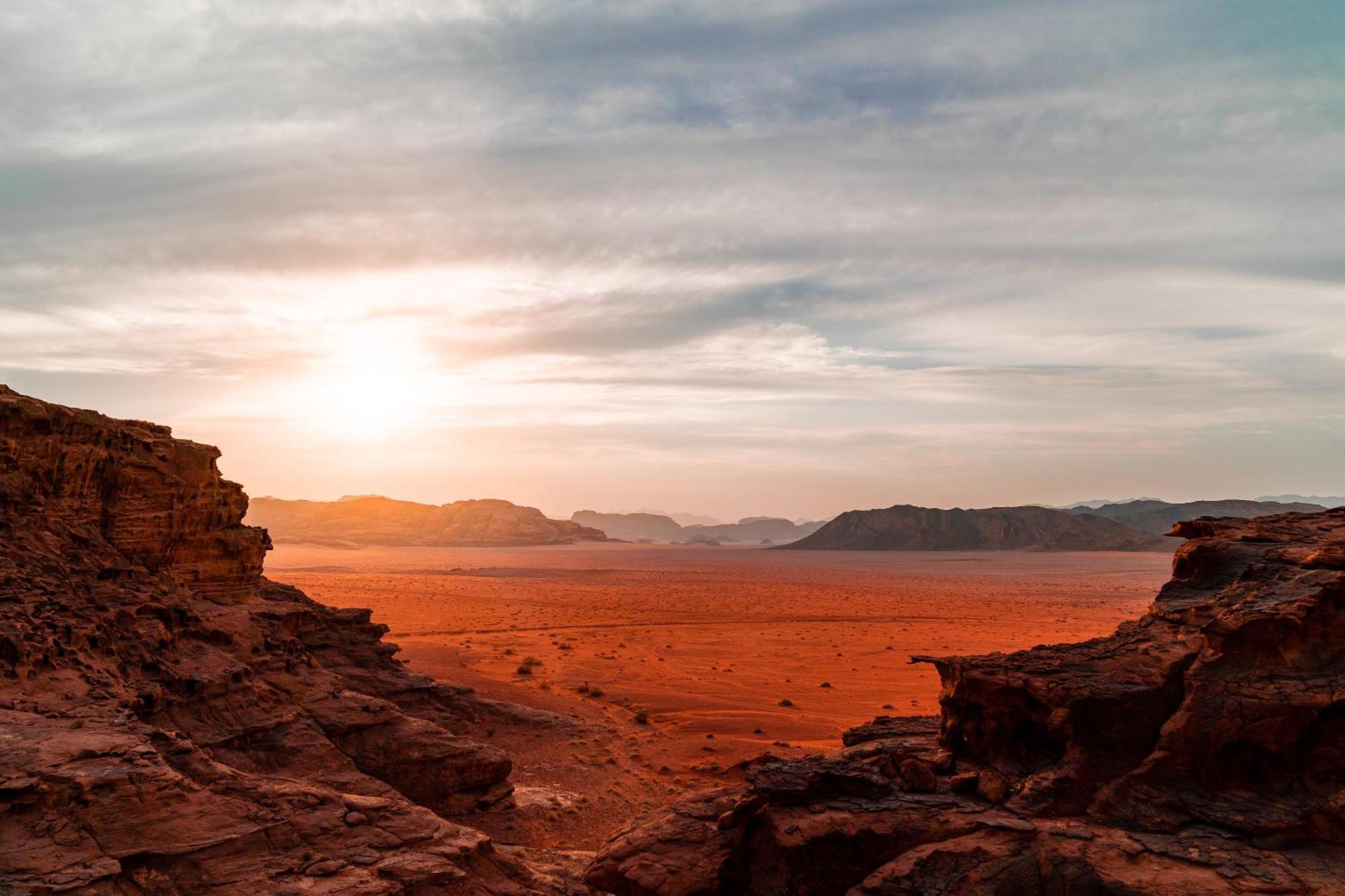 The Villas - Bedouin Boutique Resort Wadi Rum Exterior photo