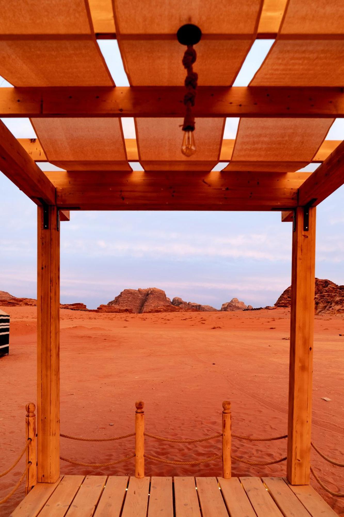 The Villas - Bedouin Boutique Resort Wadi Rum Exterior photo